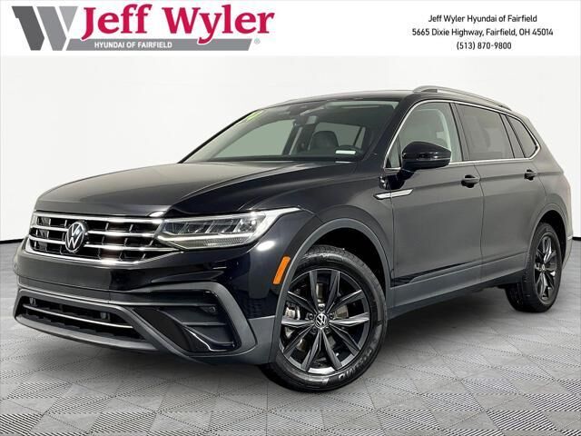 2024 Volkswagen Tiguan SE — photo 1 of 6