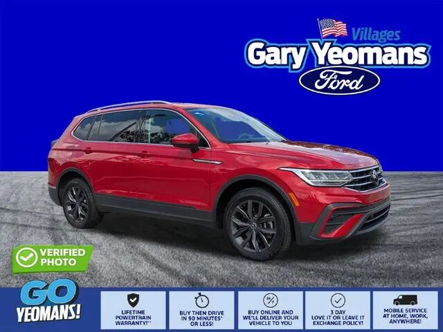 2023 Volkswagen Tiguan SE — photo 1 of 16