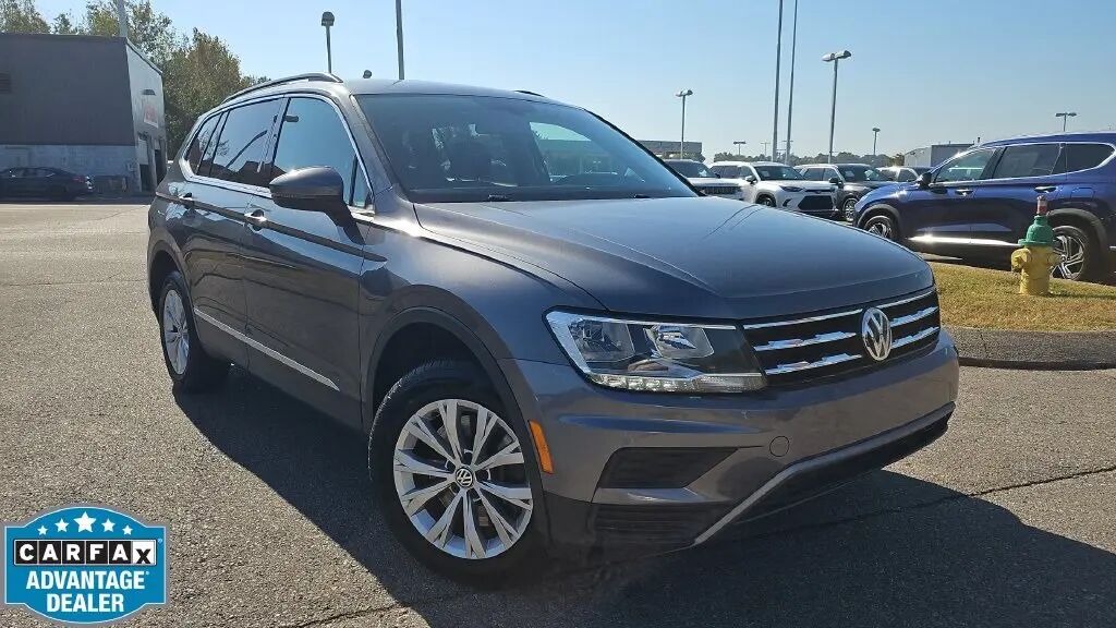 2018 Volkswagen Tiguan 2.0T SE — photo 1 of 13
