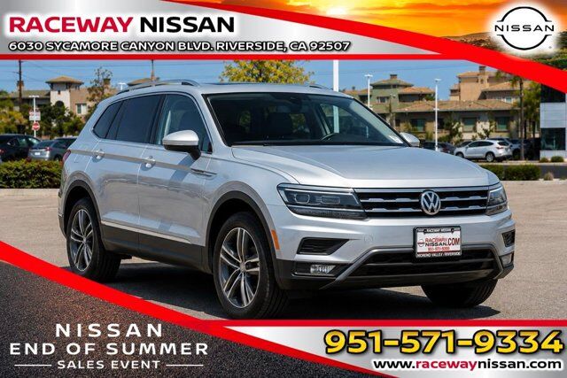 2020 Volkswagen Tiguan SEL — photo 1 of 2