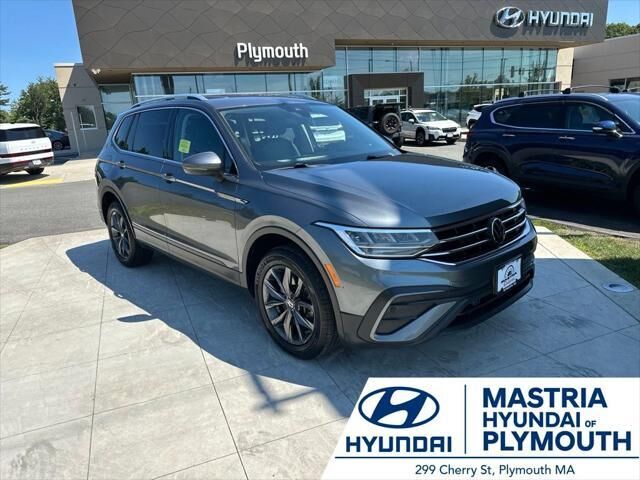2023 Volkswagen Tiguan SE