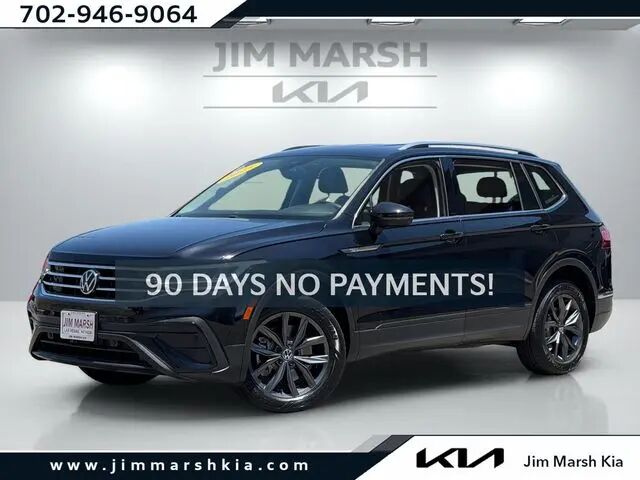2023 Volkswagen Tiguan SE — photo 1 of 13