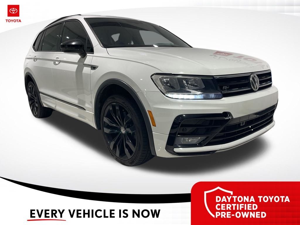 2020 Volkswagen Tiguan 2.0T SE R-Line Black — photo 1 of 10