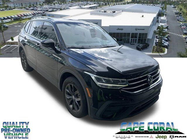 2023 Volkswagen Tiguan SE — photo 1 of 18