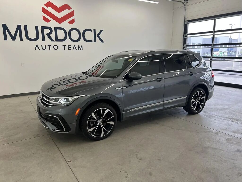 2024 Volkswagen Tiguan SEL R-Line 4Motion — photo 1 of 13