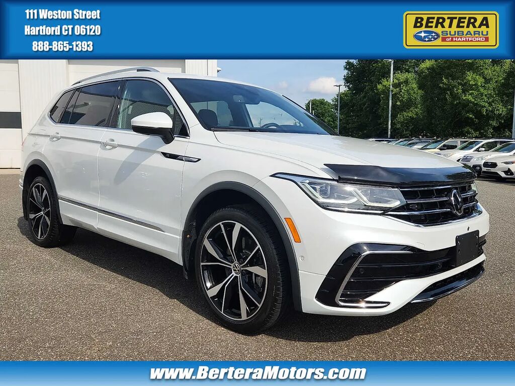 2024 Volkswagen Tiguan SEL R-Line 4Motion — photo 1 of 13