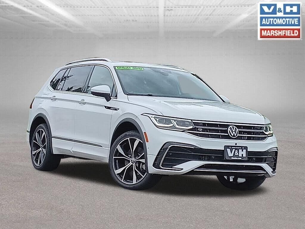 2022 Volkswagen Tiguan SEL R-Line 4Motion — photo 1 of 1