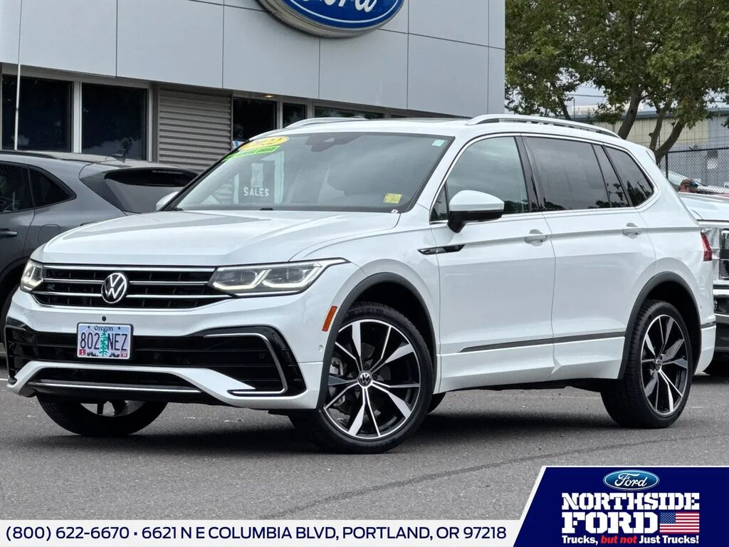 2022 Volkswagen Tiguan SEL R-Line 4Motion — photo 1 of 13