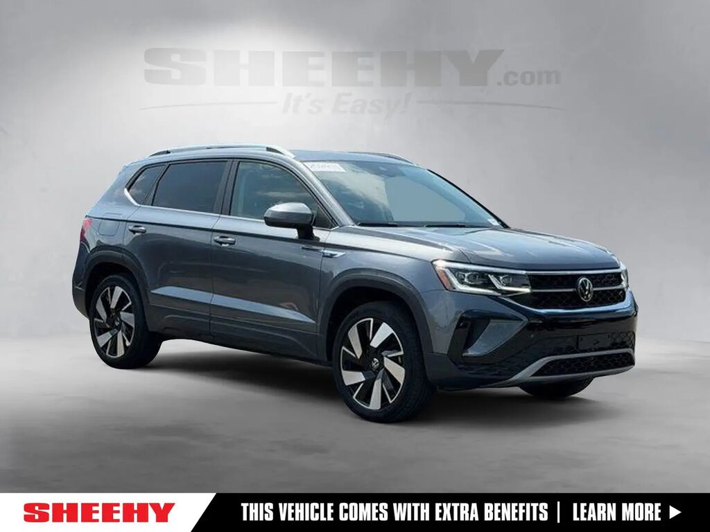 2024 Volkswagen Taos SEL 4Motion — photo 1 of 13