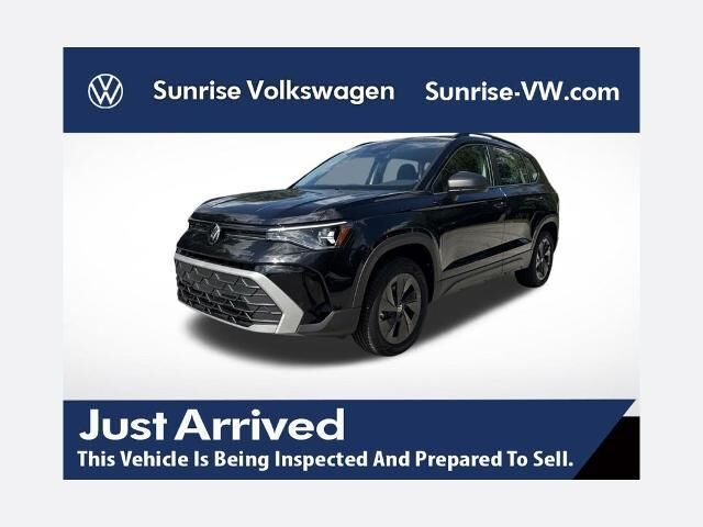 2026 Volkswagen Taos S — photo 1 of 27