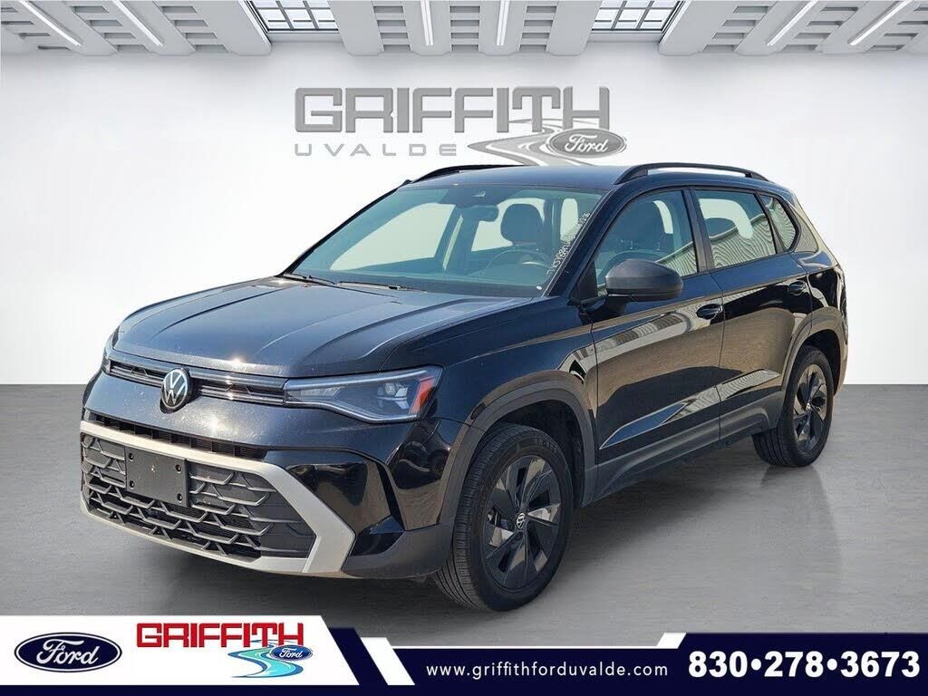 2025 Volkswagen Taos S — photo 1 of 1