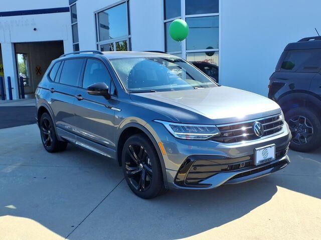 2023 Volkswagen Tiguan SE R-Line Black 4Motion