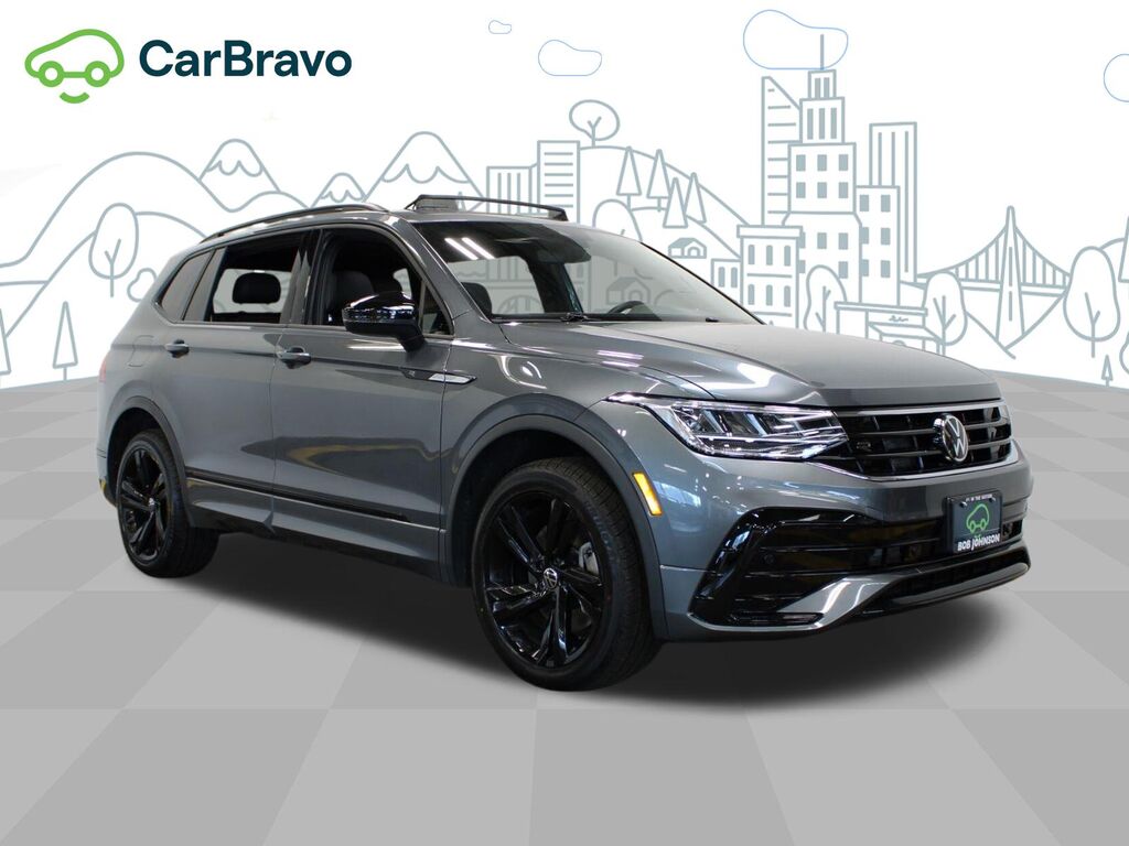 2024 Volkswagen Tiguan SE R-Line Black — photo 1 of 6