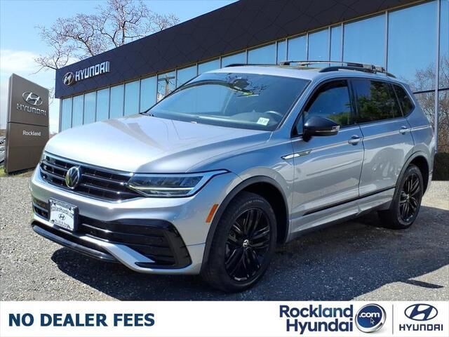 2022 Volkswagen Tiguan SE R-Line Black 4Motion
