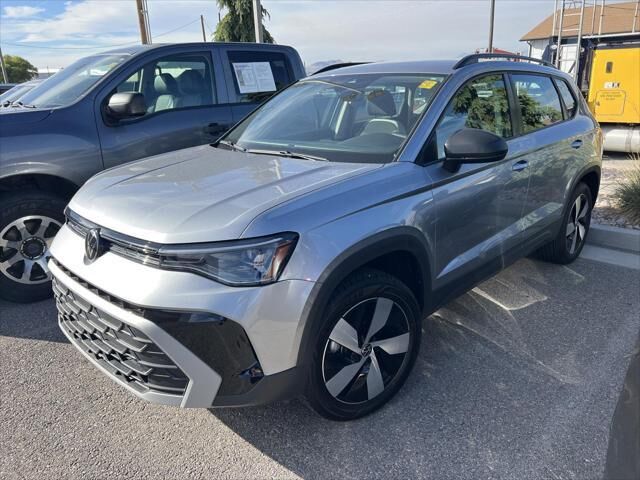 2025 Volkswagen Taos S 4Motion