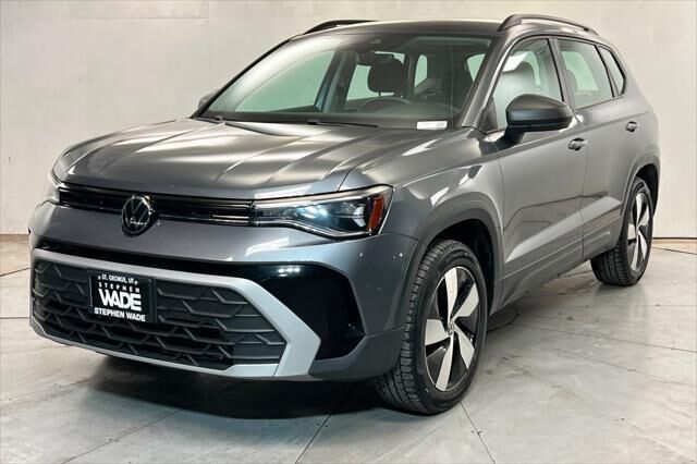 2025 Volkswagen Taos S 4Motion
