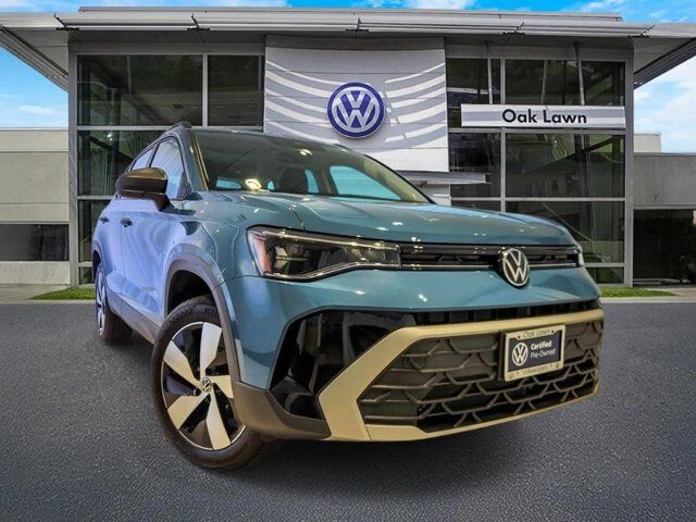 2025 Volkswagen Taos S — photo 1 of 1