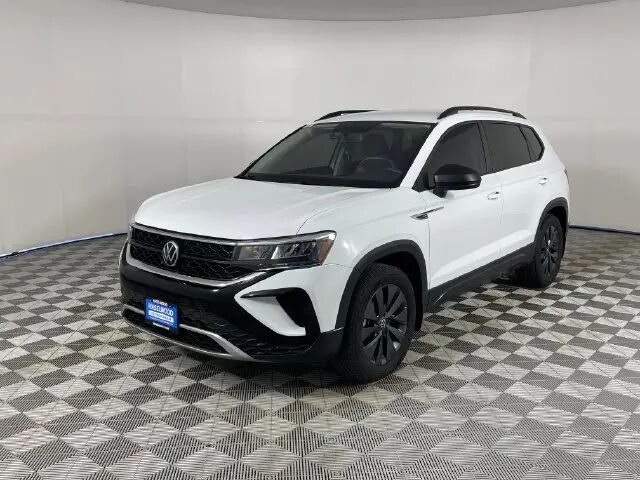 2022 Volkswagen Taos S 4Motion