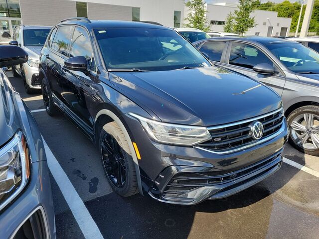 2024 Volkswagen Tiguan 2.0T SE R-Line Black