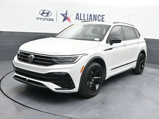 2023 Volkswagen Tiguan SE R-Line Black