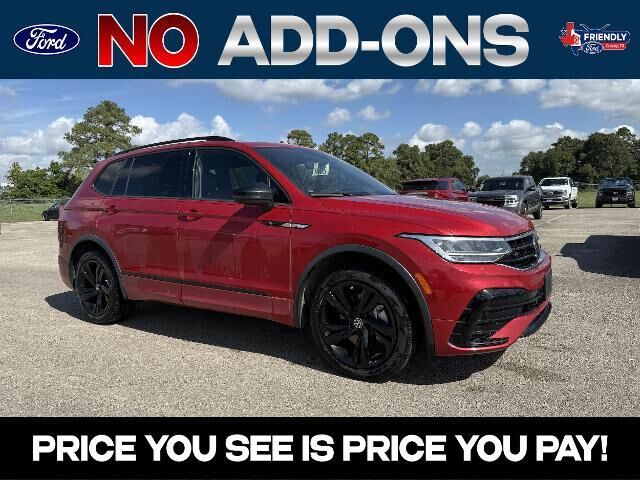 2024 Volkswagen Tiguan SE R-Line Black