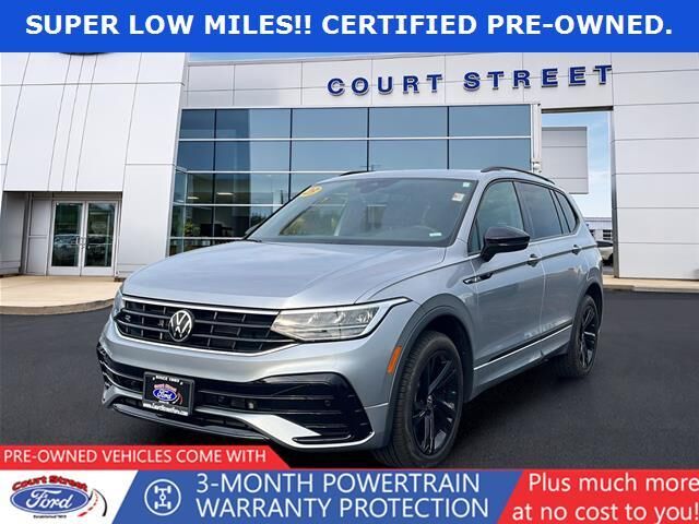 2023 Volkswagen Tiguan SE R-Line Black
