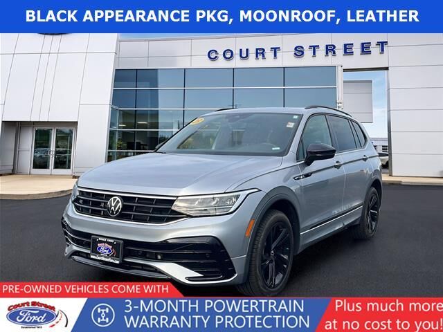 2023 Volkswagen Tiguan SE R-Line Black