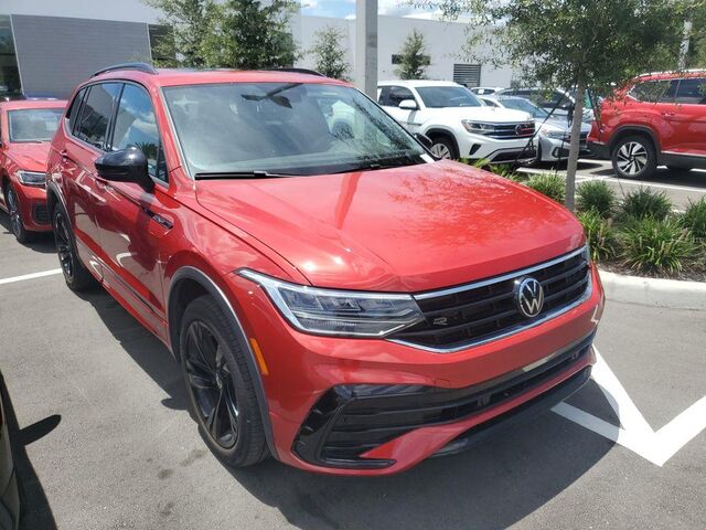 2024 Volkswagen Tiguan SE R-Line Black