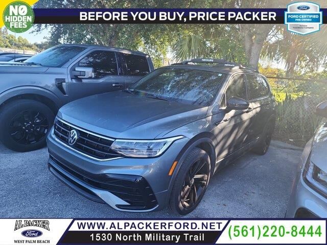 2023 Volkswagen Tiguan SE R-Line Black
