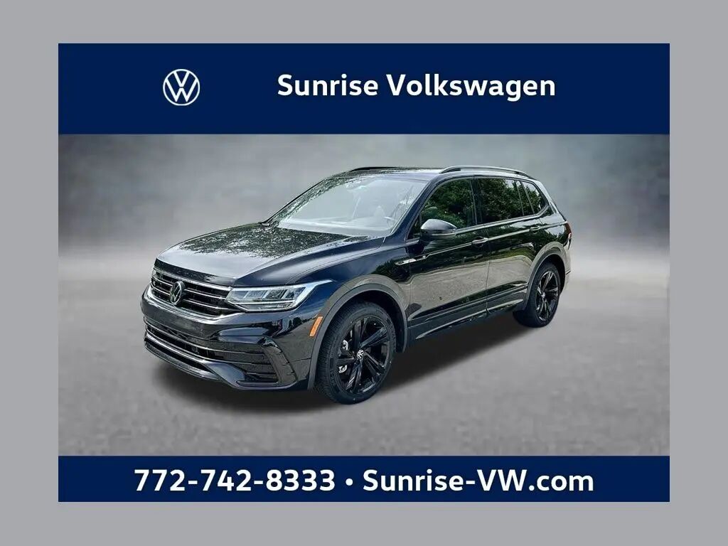 2024 Volkswagen Tiguan SE R-Line Black — photo 1 of 13