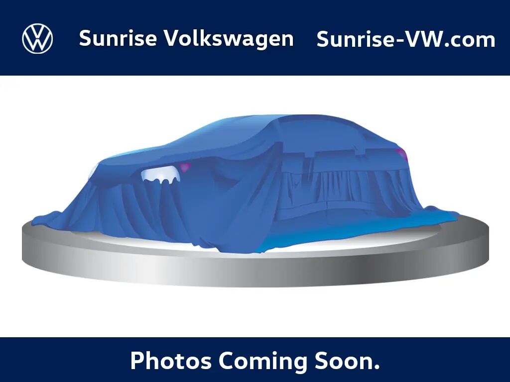 2025 Volkswagen Tiguan S — photo 1 of 13