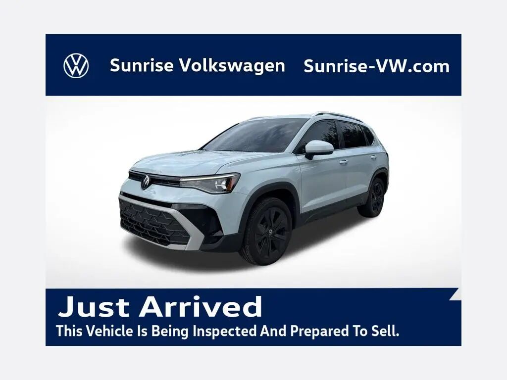 2025 Volkswagen Taos SE — photo 1 of 13