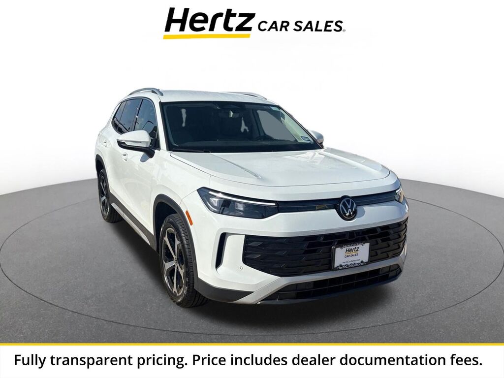 2026 Volkswagen Tiguan SE — photo 1 of 13