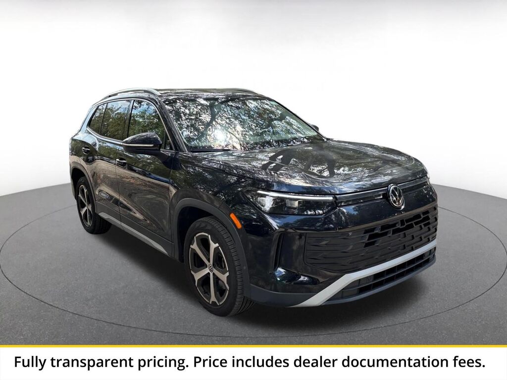 2026 Volkswagen Tiguan SE — photo 1 of 14