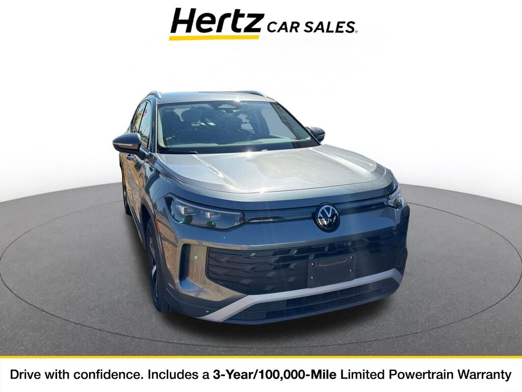 2026 Volkswagen Tiguan SE — photo 1 of 11