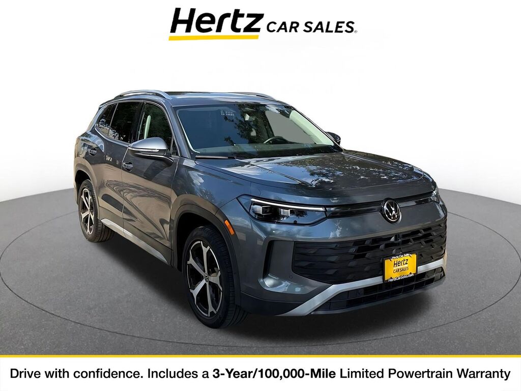 2026 Volkswagen Tiguan SE — photo 1 of 11