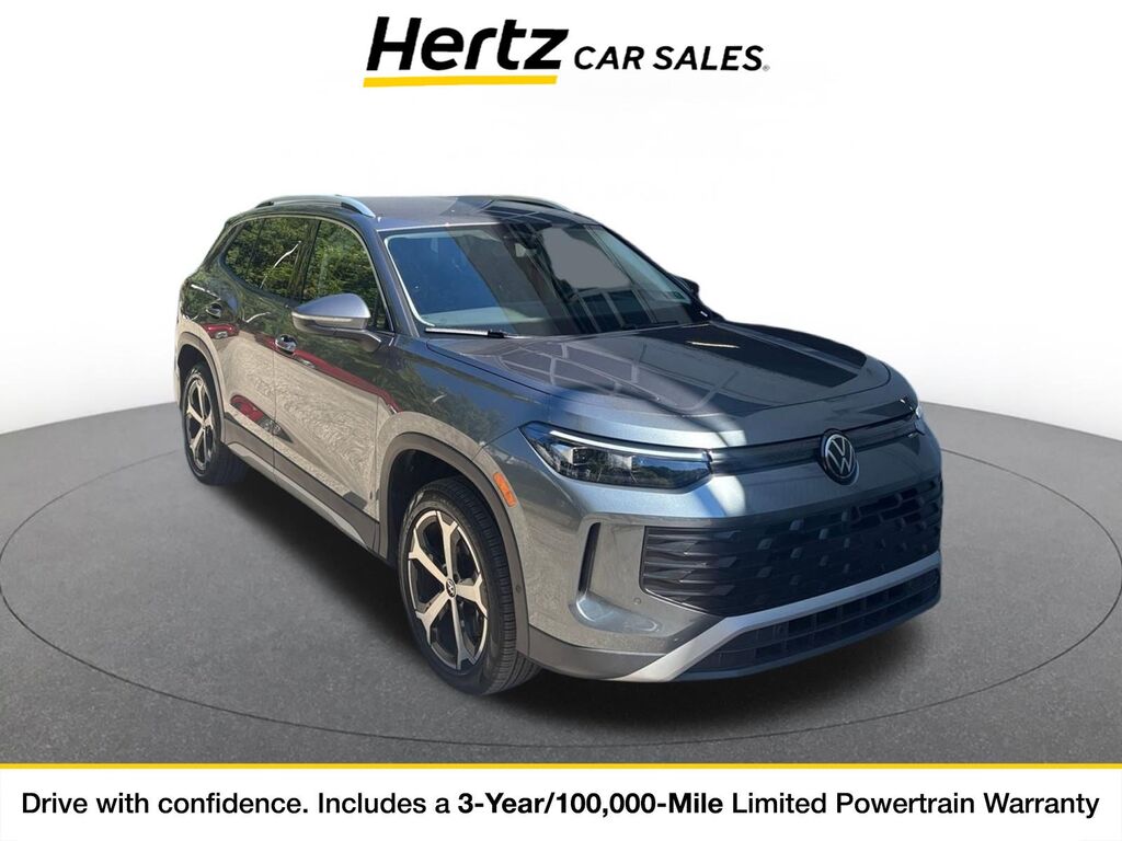 2026 Volkswagen Tiguan SE — photo 1 of 11