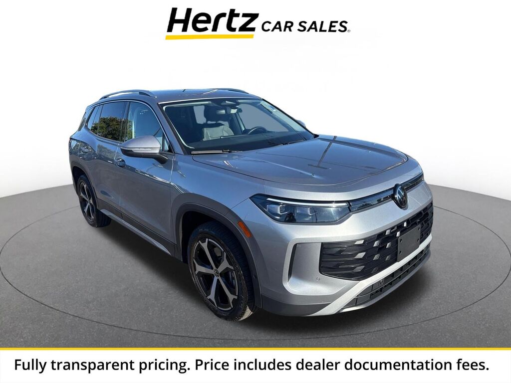 2026 Volkswagen Tiguan SE — photo 1 of 13