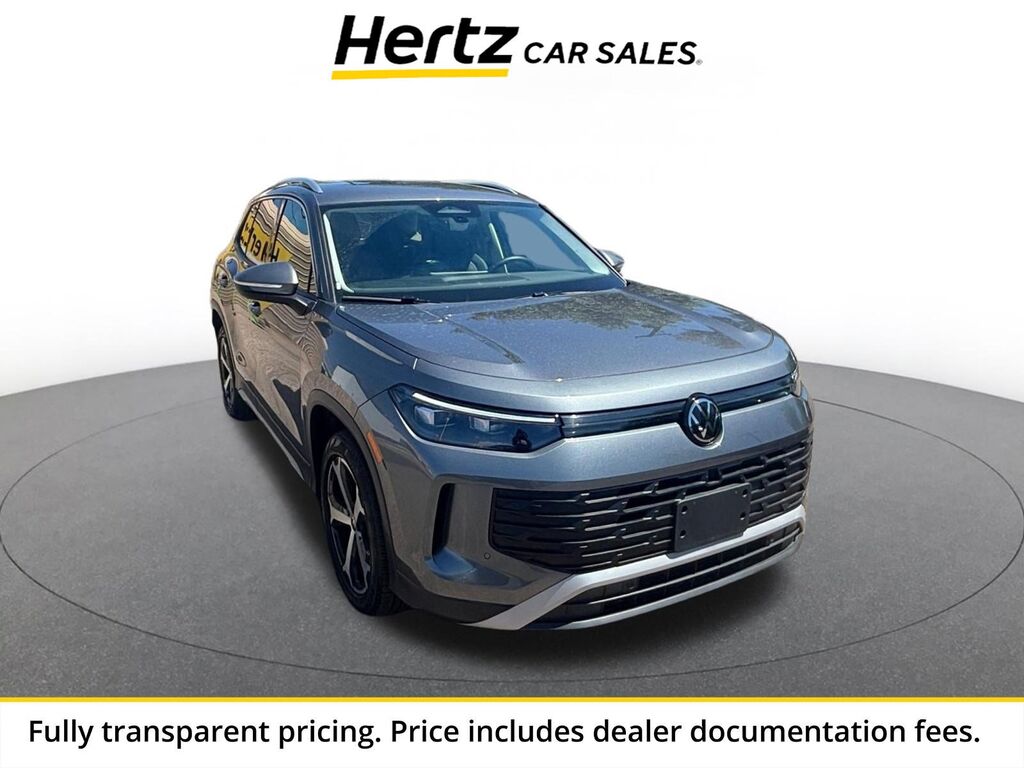 2026 Volkswagen Tiguan SE — photo 1 of 13