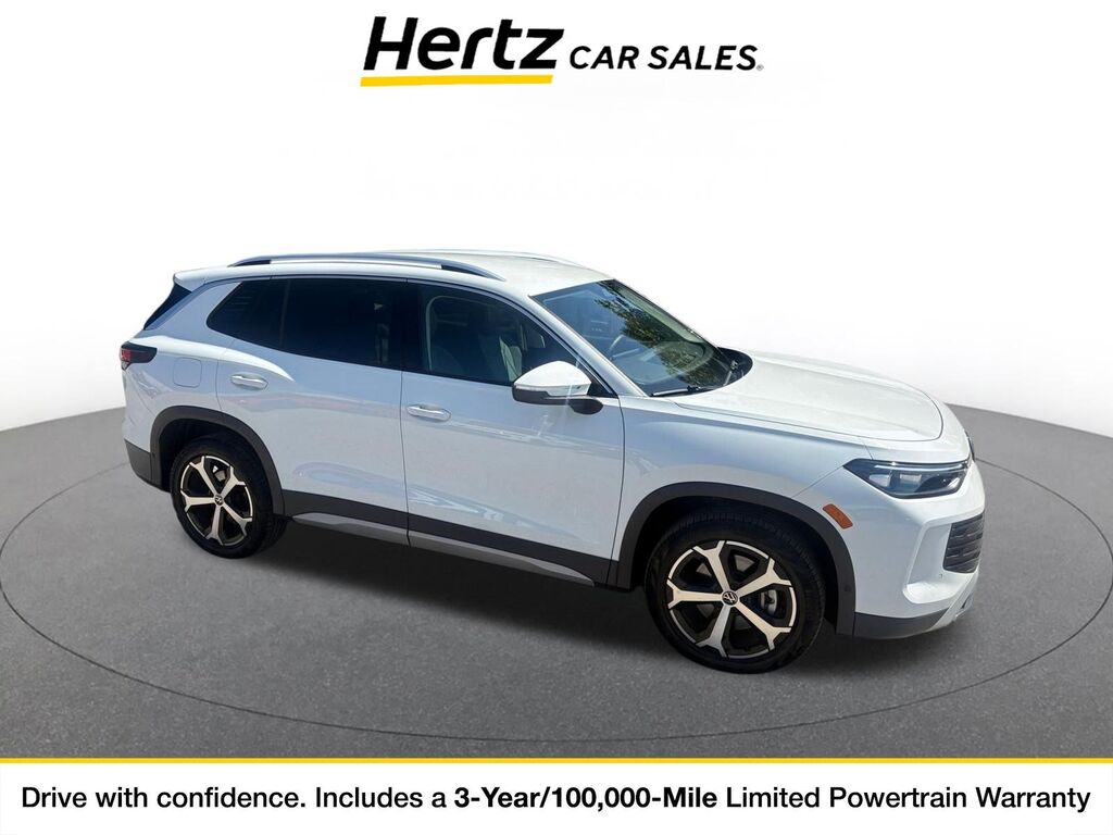 2026 Volkswagen Tiguan SE — photo 1 of 11