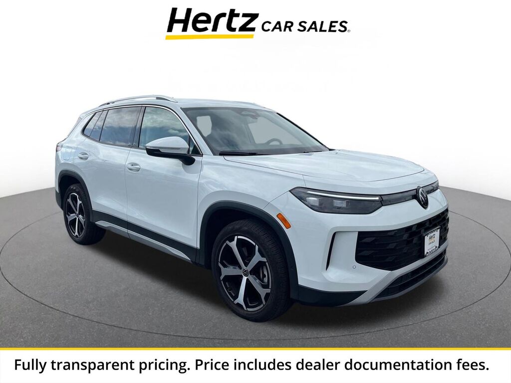 2026 Volkswagen Tiguan SE — photo 1 of 13