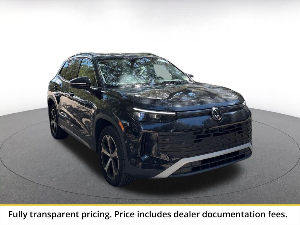 2026 Volkswagen Tiguan SE — photo 1 of 15