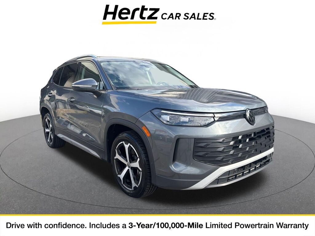 2026 Volkswagen Tiguan SE — photo 1 of 11