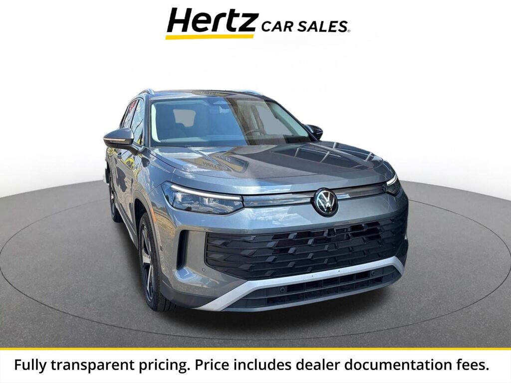 2026 Volkswagen Tiguan SE — photo 1 of 11