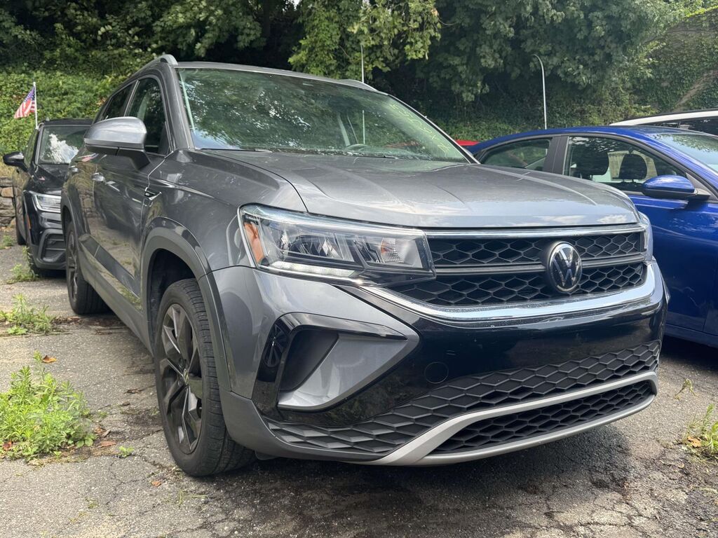 2024 Volkswagen Taos SE — photo 1 of 26
