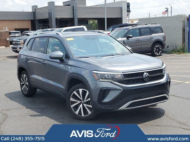 2024 Volkswagen Taos SE