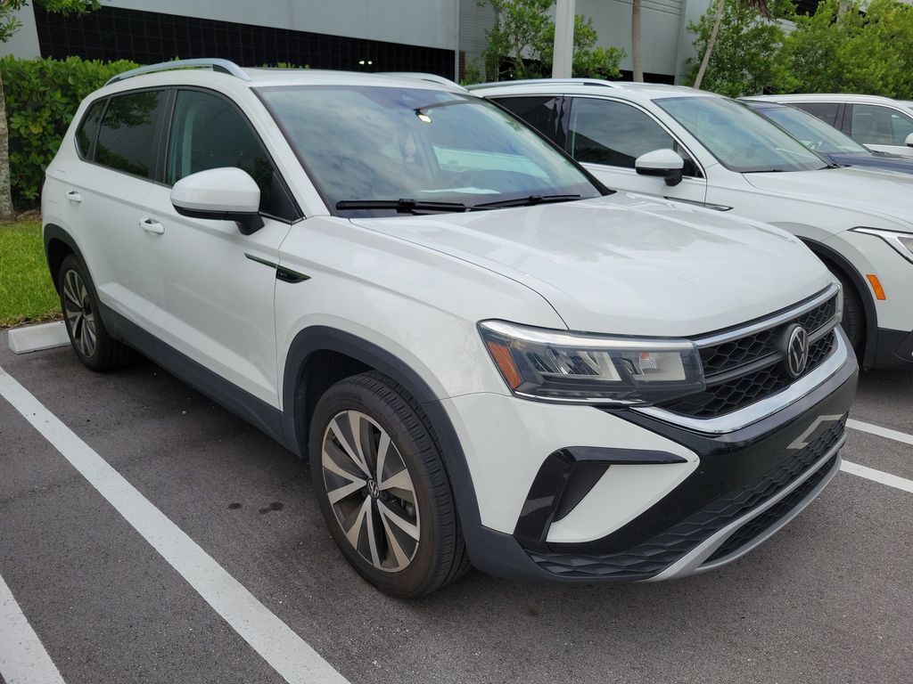 2023 Volkswagen Taos 1.5T SE — photo 1 of 13