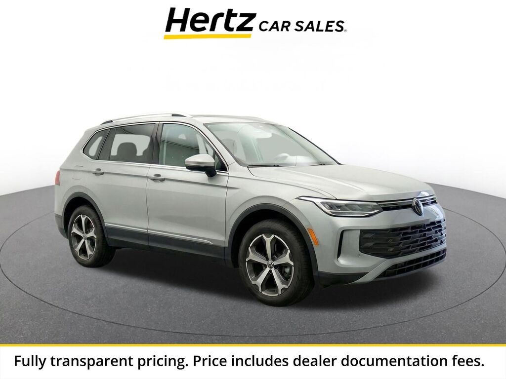 2026 Volkswagen Tiguan SE — photo 1 of 10