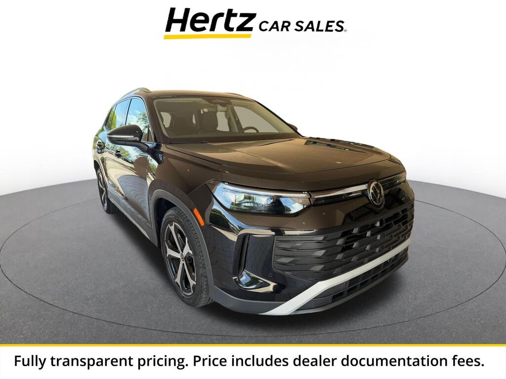 2026 Volkswagen Tiguan SE — photo 1 of 13