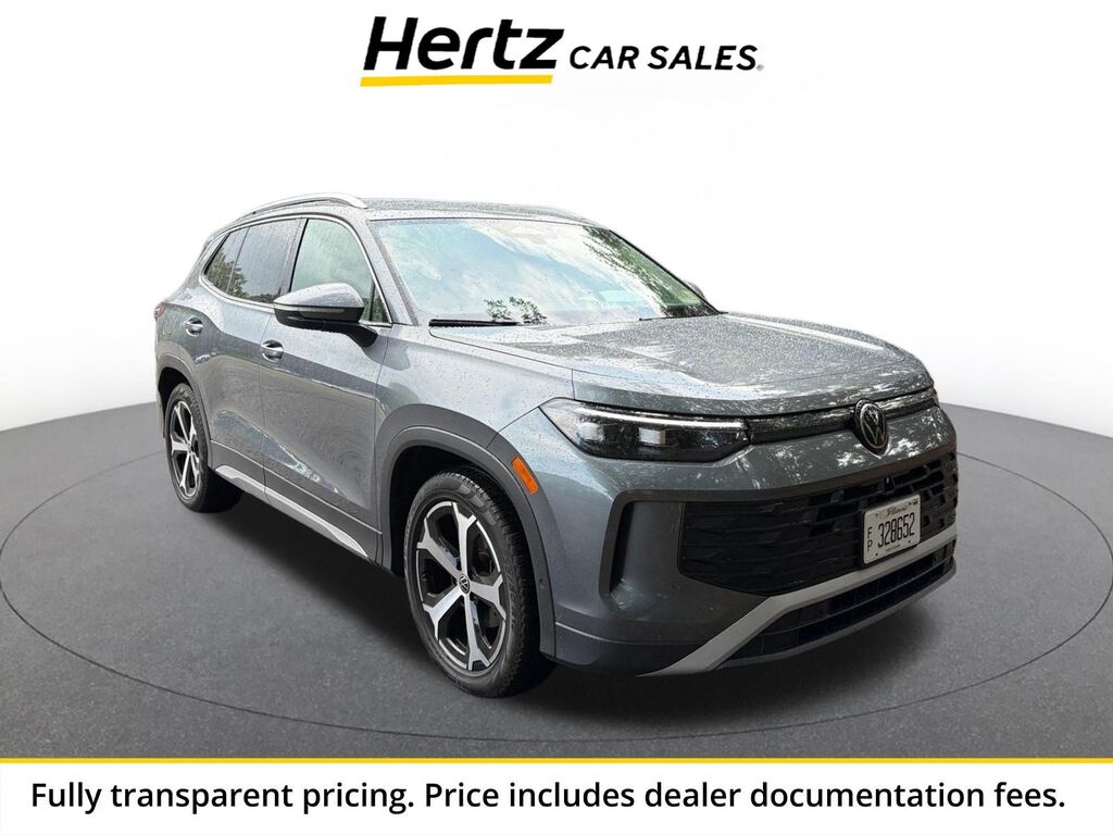 2026 Volkswagen Tiguan SE — photo 1 of 13
